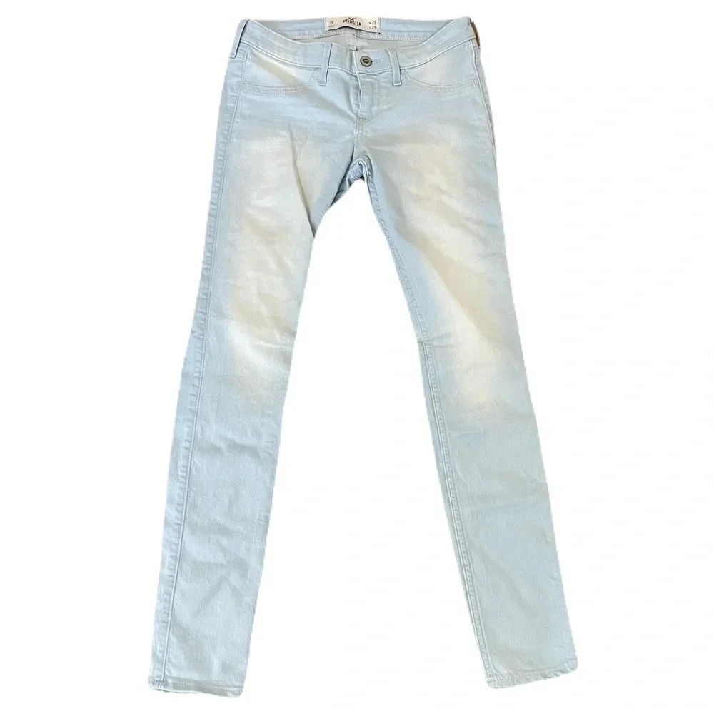 HOLLISTER LIGHT WASH SKINNY JEANS